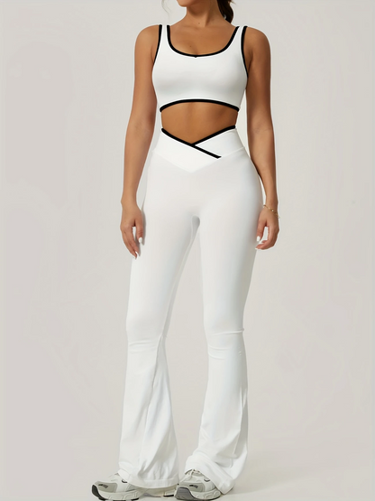 Conjunto deportivo Top y pantalón acampanado Maísa