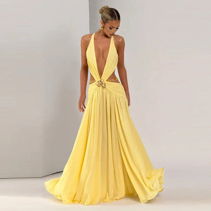 Vestido Largo con Espalda Abierta y Abertura Lateral Venecia Moda